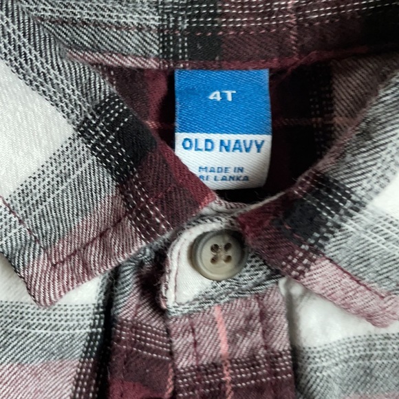 Old Navy 4t button down flannel bundle - Picture 4 of 6